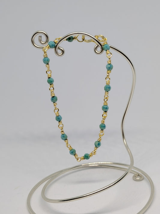 Elegantes Armband in Türkis und Hellgold